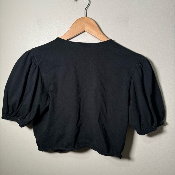 Sunday best aritzia tie up cropped top puff sleeve  M - Picture 5 of 6